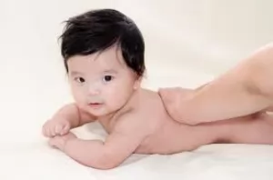 Manfaat Pijat Wajah untuk Perkembangan Bayi